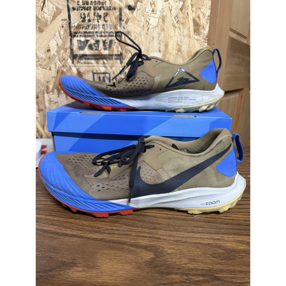 Nike Air Zoom Terra Kiger 5 Mens 12 Beechtree Trail Running Shoes AQ2219-200